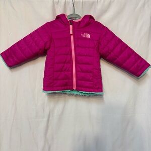North Face Reversible Fuchsia/Teal‎ Quilted Puffer and Sherpa